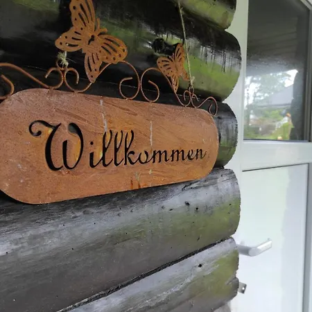 Casa Foresta - Minimalistisches 1-raum Tiny House Direkt Am Wald 펜션 Wingst