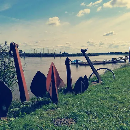 Casa Foresta - Minimalistisches 1-raum Tiny House Direkt Am Wald 펜션