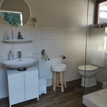 Casa Foresta - Minimalistisches 1-raum Tiny House Direkt Am Wald Holiday home Wingst